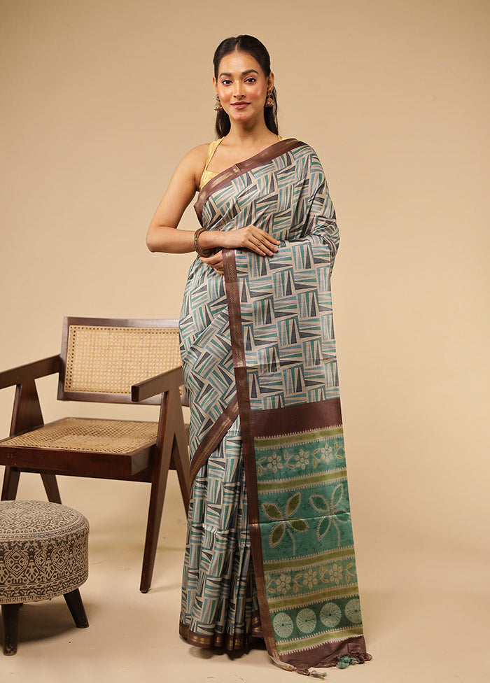 Cream Tussar Silk Saree With Blouse Piece