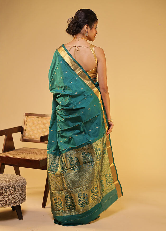 Green Handloom Kanjivaram Pure Silk Saree With Blouse Piece