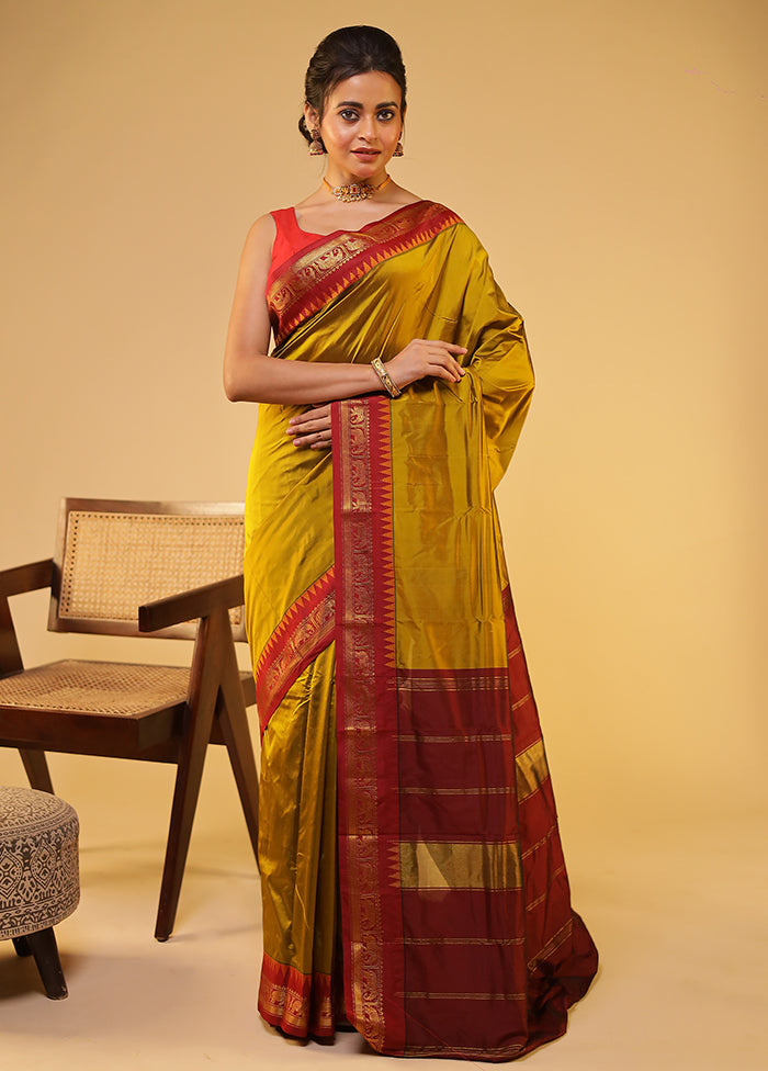Green Kanjivaram Silk Saree With Blouse Piece