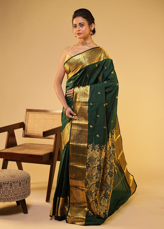 Green Handloom Kanjivaram Pure Silk Saree With Blouse Piece