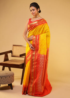 Yellow Gadwal Pure Silk Saree Without Blouse Piece