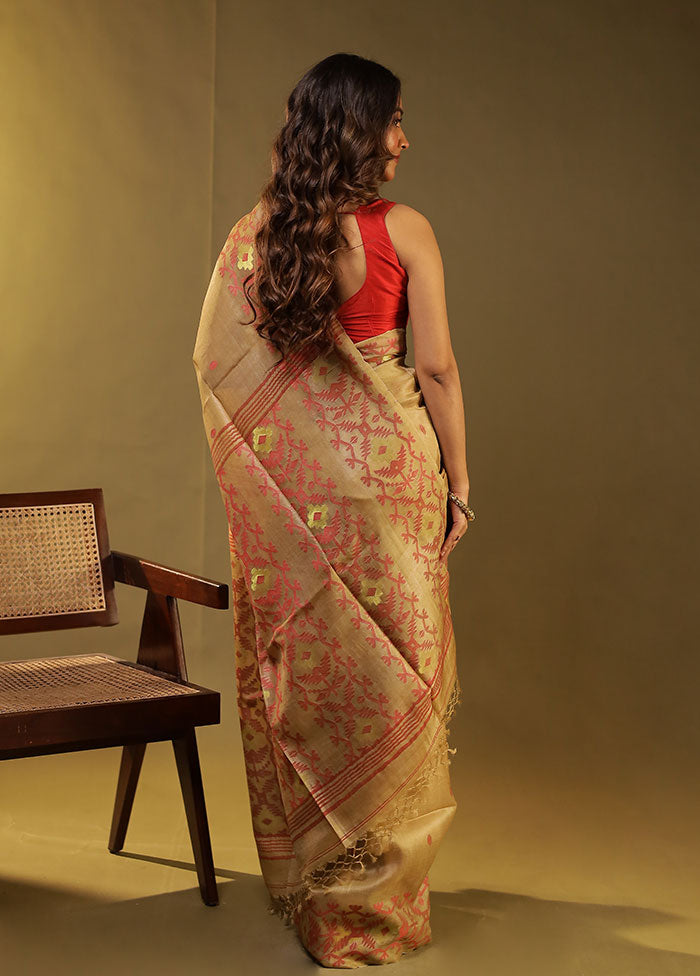 Cream Handloom Tussar Pure Silk Saree With Blouse Piece
