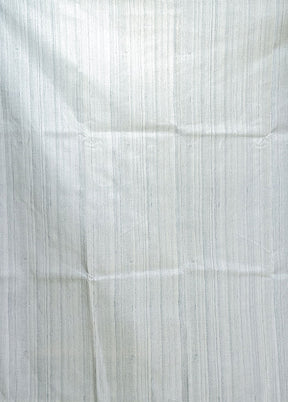 Cream Tussar Silk Saree With Blouse Piece