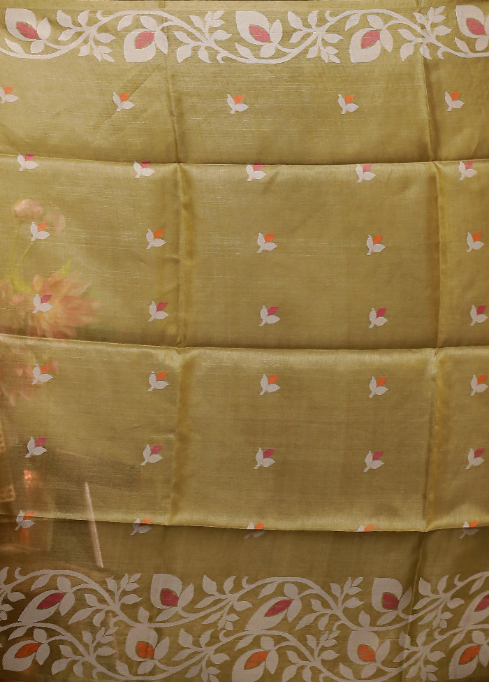 Green Handloom Tussar Pure Silk Saree With Blouse Piece