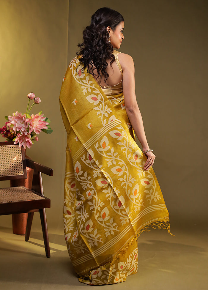 Yellow Handloom Tussar Pure Silk Saree With Blouse Piece