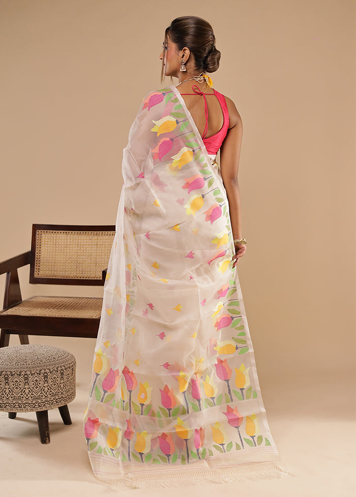 Cream Handloom Tussar Pure Silk Saree With Blouse Piece