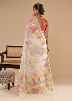 Cream Handloom Tussar Pure Silk Saree With Blouse Piece
