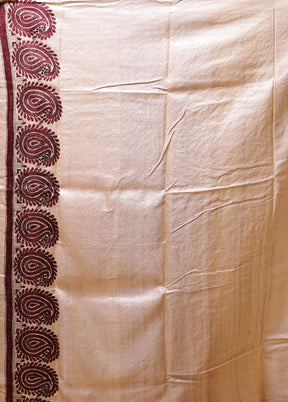 Cream Handloom Kantha Stitch Pure Silk Saree With Blouse Piece