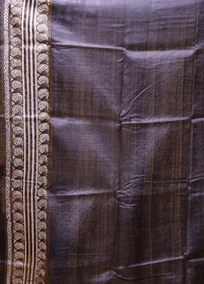Green Handloom Kantha Stitch Pure Silk Saree With Blouse Piece