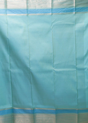 Green Kanjivaram Silk Saree With Blouse Piece