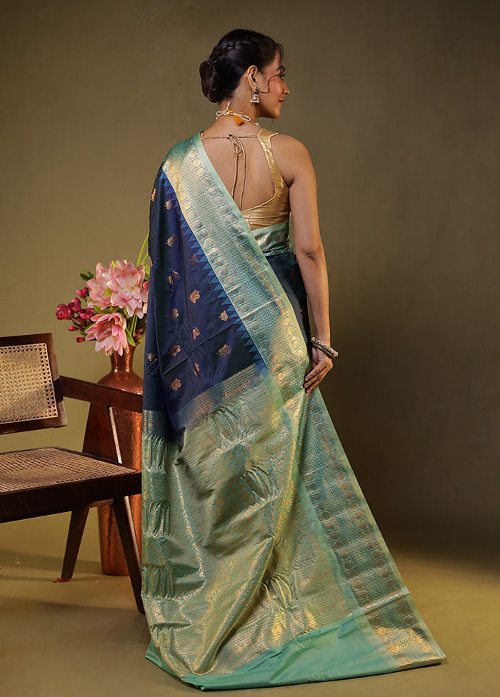 Green Gadwal Silk Saree Without Blouse Piece