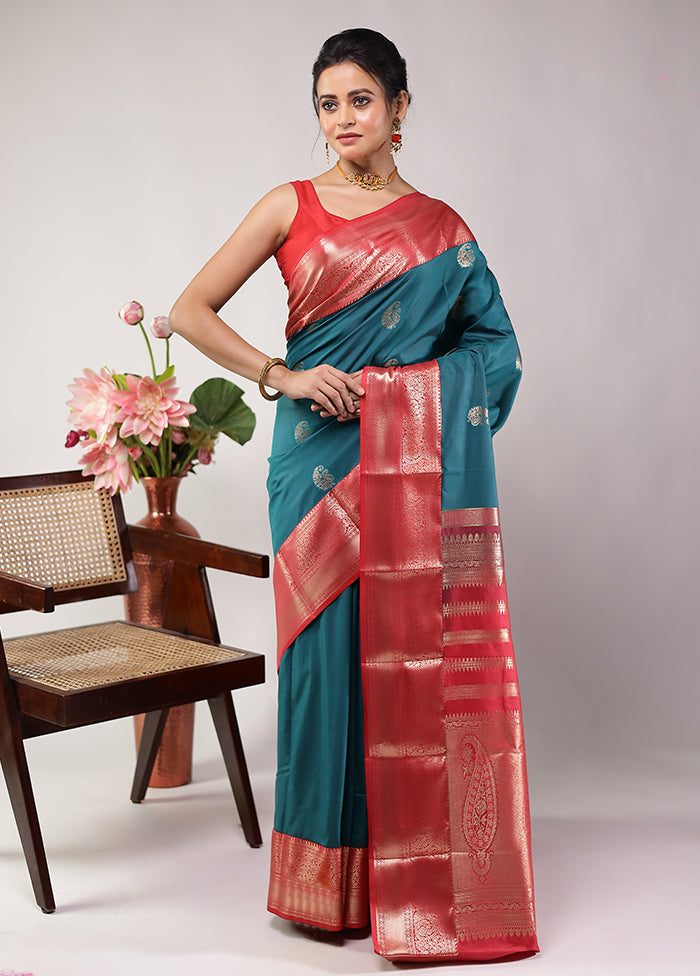 Green Kanjivaram Silk Saree With Blouse Piece