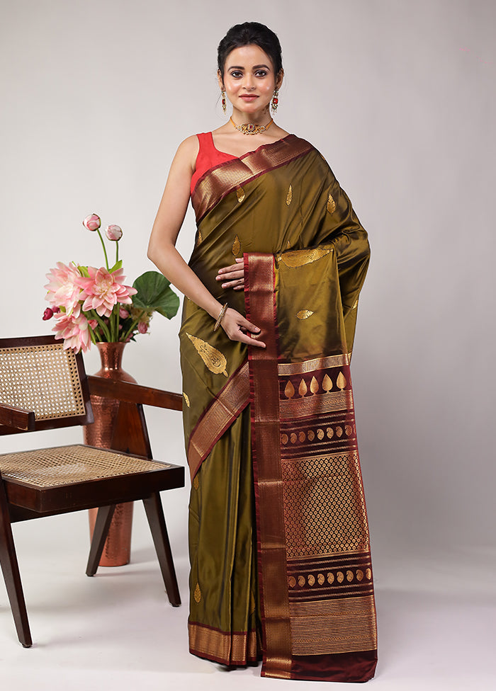 Green Kanjivaram Silk Saree With Blouse Piece