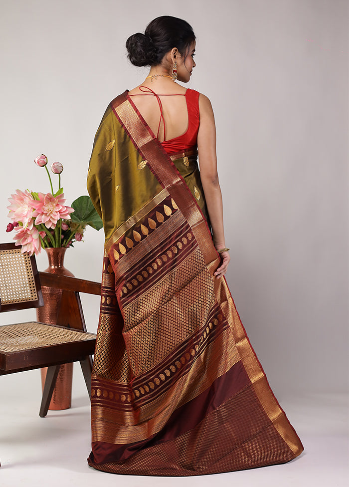 Green Kanjivaram Silk Saree With Blouse Piece