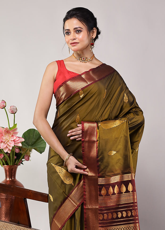 Green Kanjivaram Silk Saree With Blouse Piece