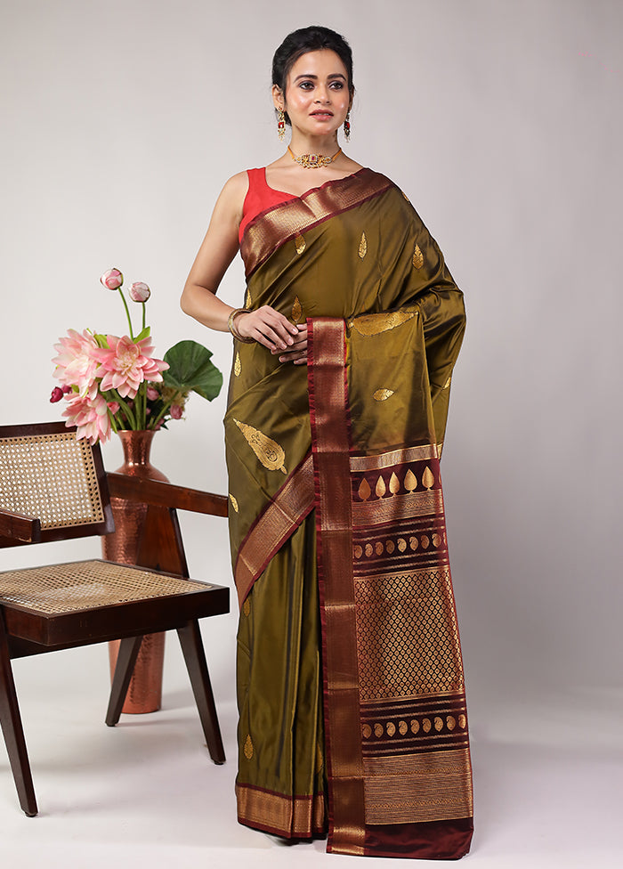 Green Kanjivaram Silk Saree With Blouse Piece