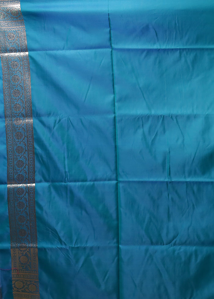 Blue Banarasi Silk Saree With Blouse Piece