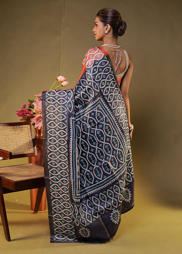 Grey Handloom Kantha Stitch Pure Silk Saree With Blouse Piece