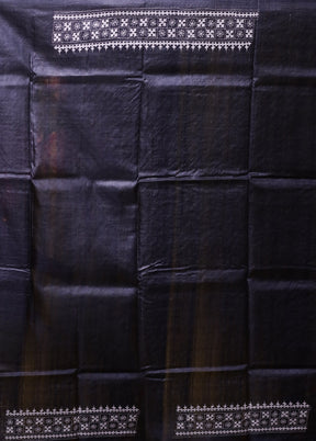 Grey Handloom Kantha Stitch Pure Silk Saree With Blouse Piece