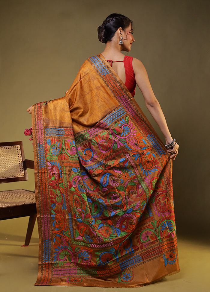 Cream Kantha Stitch Silk Saree With Blouse Piece