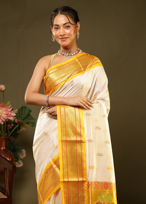 Yellow Handloom Kanjivaram Pure Silk Saree With Blouse Piece