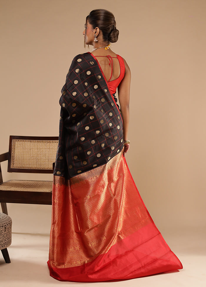 Black Handloom Kanchipuram Pure Silk Saree With Blouse Piece