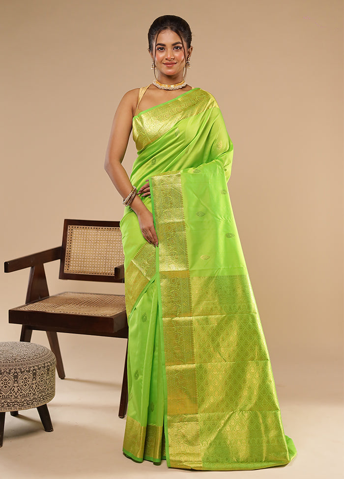 Green Handloom Kanjivaram Pure Silk Saree With Blouse Piece