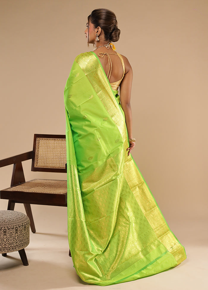 Green Handloom Kanjivaram Pure Silk Saree With Blouse Piece