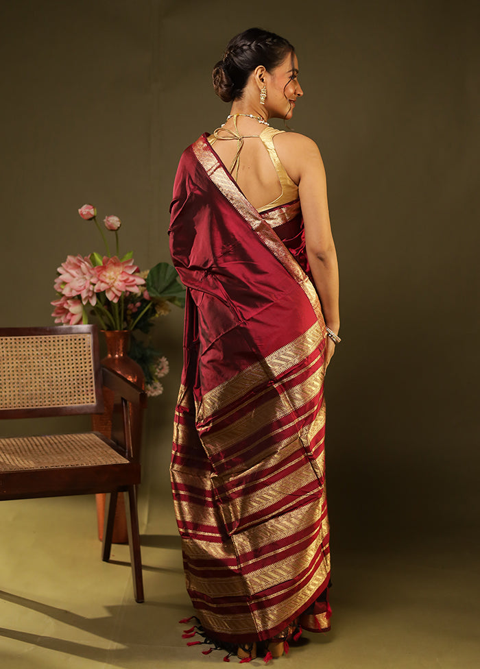 Maroon Handloom Kanjivaram Pure Silk Saree With Blouse Piece