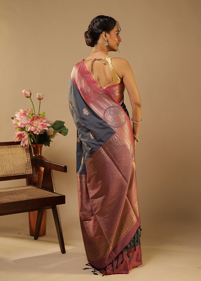 Grey Kanjivaram Silk Saree With Blouse Piece