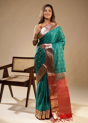 Green Kanjivaram Silk Saree With Blouse Piece