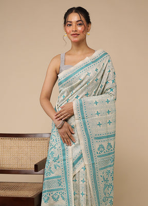 Cream Handloom Kantha Stitch Pure Silk Saree With Blouse Piece