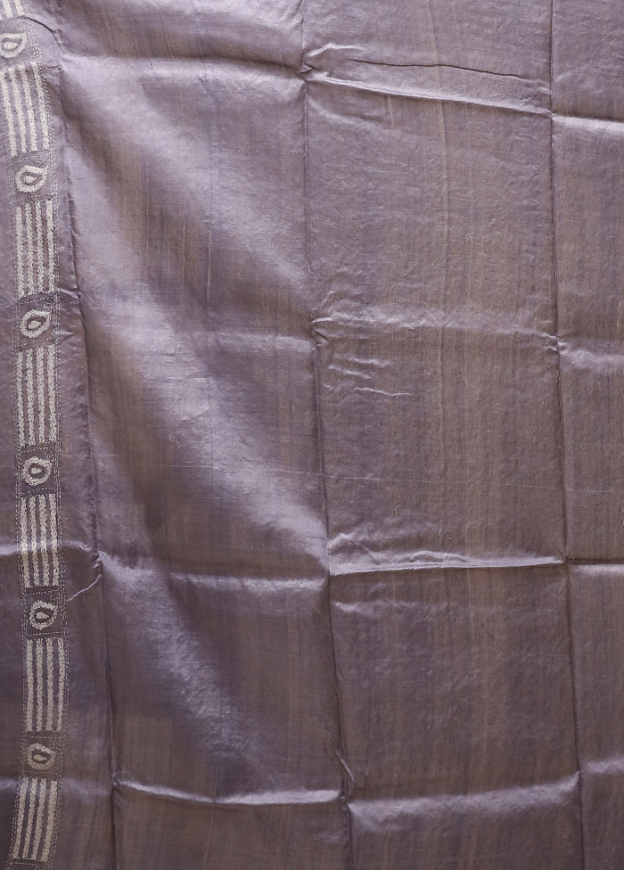 Grey Handloom Kantha Stitch Pure Silk Saree With Blouse Piece