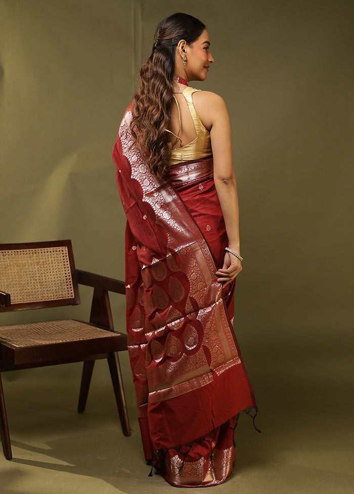 Red Cotton Saree With Blouse Piece