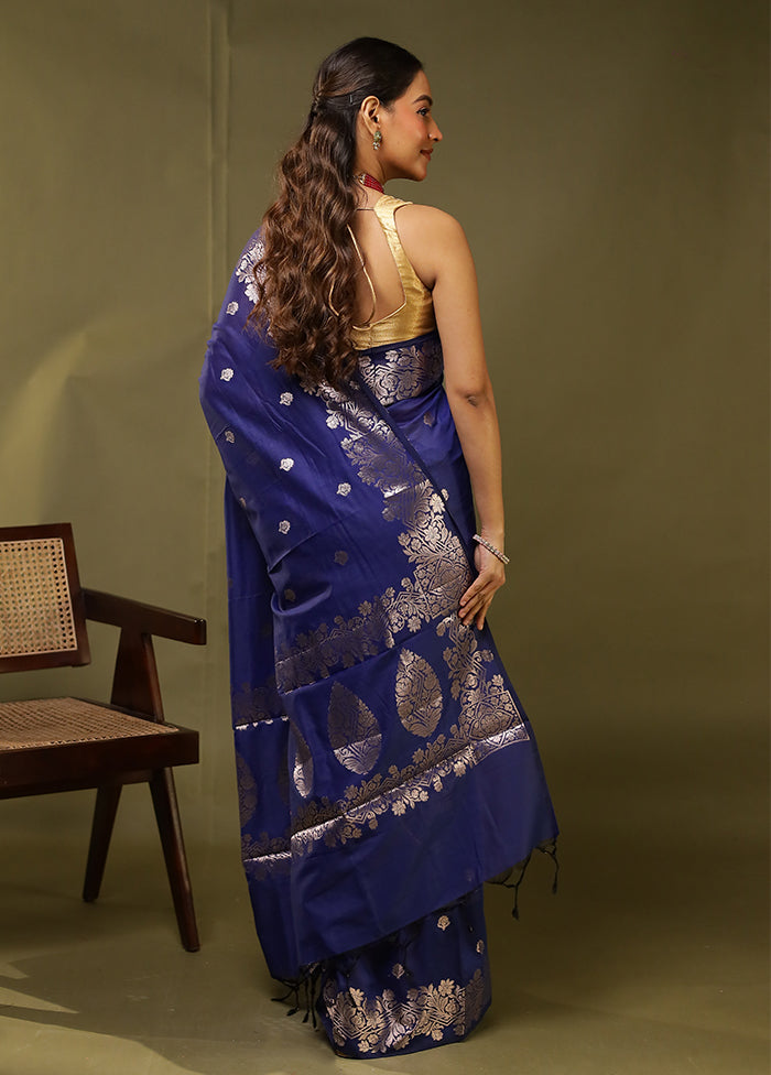 Blue Cotton Saree With Blouse Piece