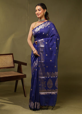 Blue Cotton Saree With Blouse Piece
