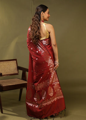 Red Cotton Saree With Blouse Piece
