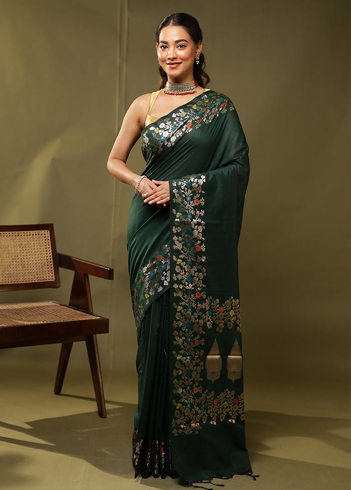 Green Cotton Saree With Blouse Piece