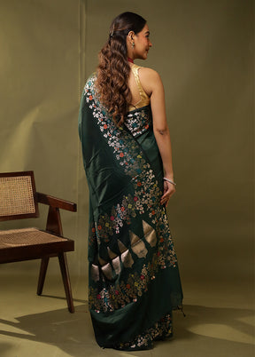 Green Cotton Saree With Blouse Piece