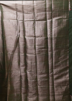 Green Cotton Saree With Blouse Piece