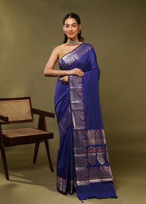 Blue Cotton Saree With Blouse Piece