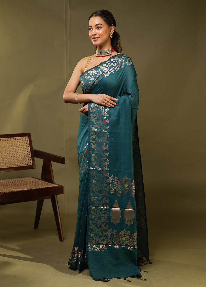 Green Cotton Saree With Blouse Piece