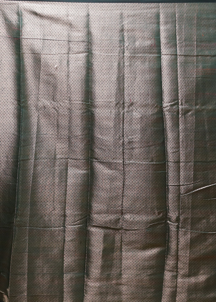 Green Cotton Saree With Blouse Piece