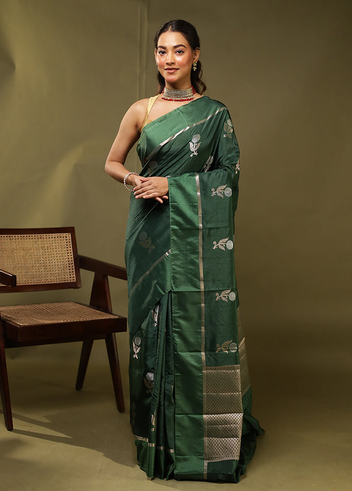 Green Dupion Silk Saree With Blouse Piece