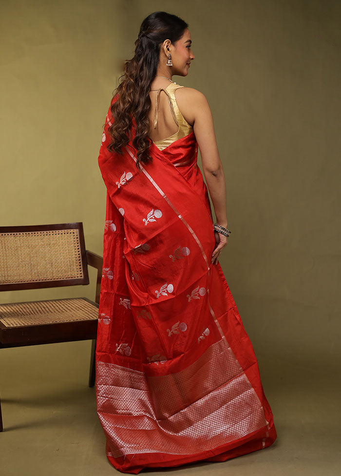 Red Dupion Silk Saree With Blouse Piece