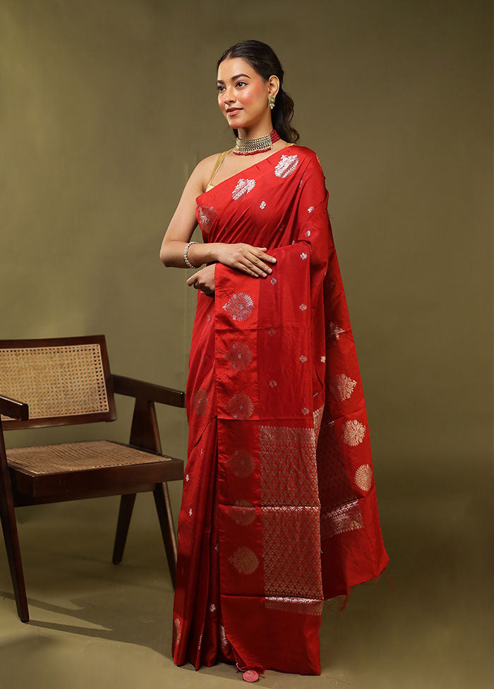 Red Dupion Silk Saree With Blouse Piece