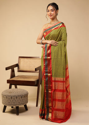 Yellow Handloom Kanjivaram Pure Silk Saree With Blouse Piece