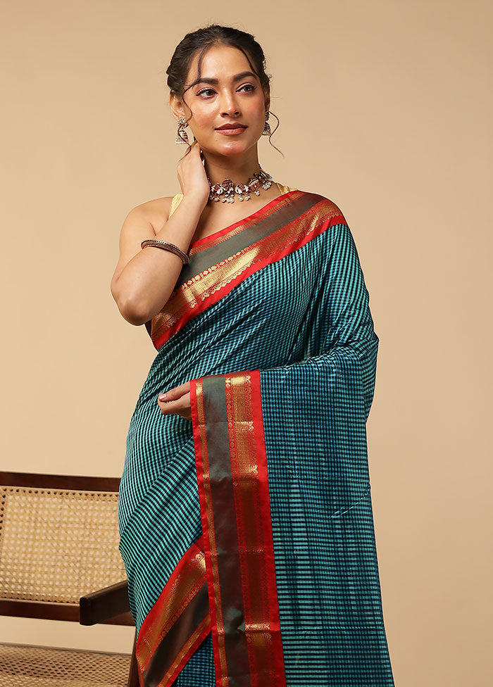 Green Handloom Kanjivaram Pure Silk Saree With Blouse Piece