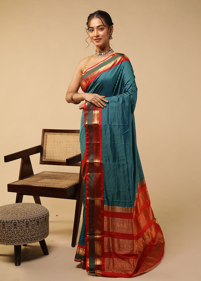 Green Handloom Kanjivaram Pure Silk Saree With Blouse Piece
