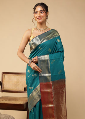 Green Kanjivaram Silk Saree With Blouse Piece